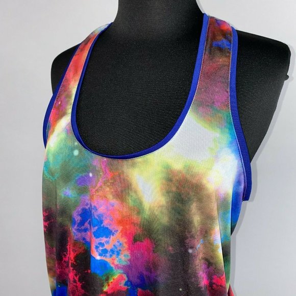 So Brand Juniors M Space Like Tie Dye Abstract Top - Picture 2 of 8
